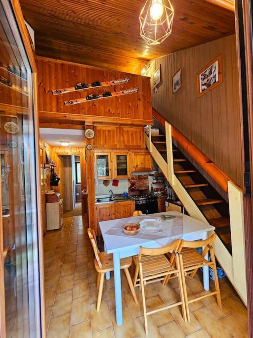 Holiday home Loricaskihome